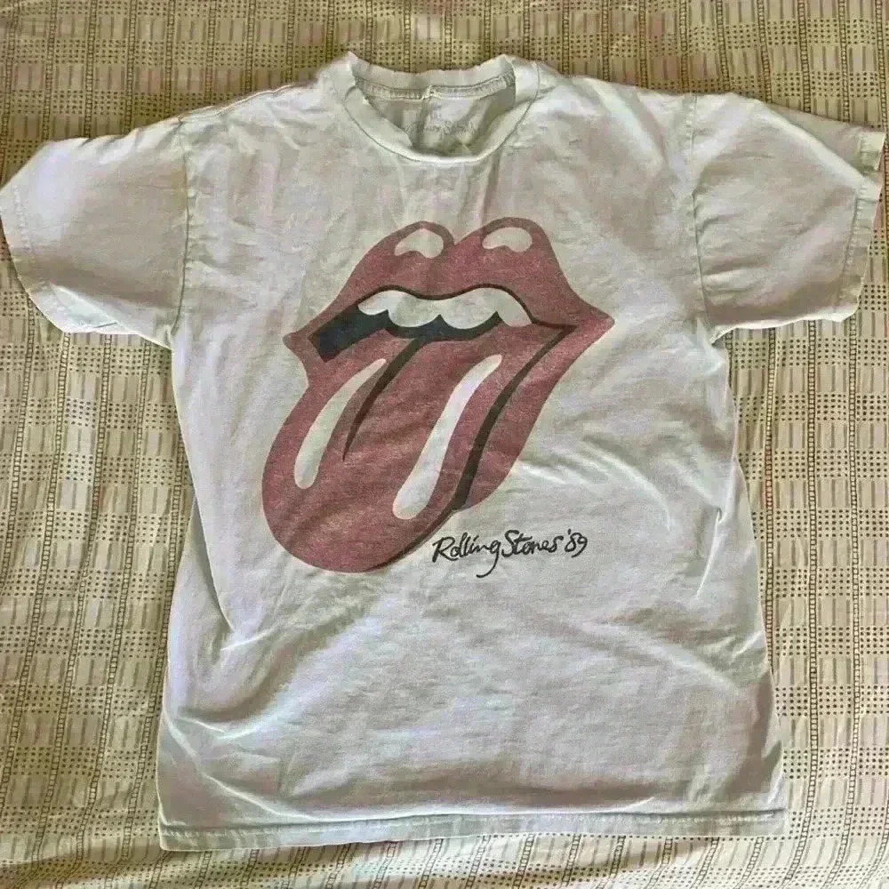 Rolling Stones Distressed Tee